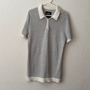 Hollister Mens Sweater Knit Polo Shirt 1/4 Zip Short Sleeve Textured Top Size M
